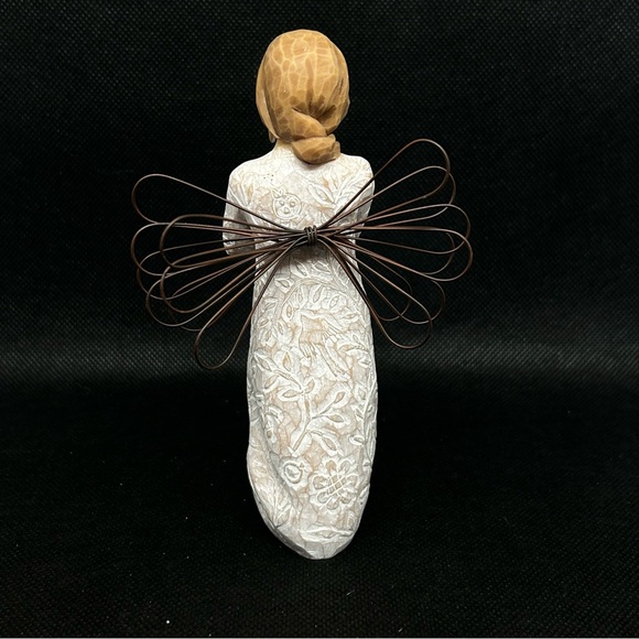 New in box Retired Willow Tree Remembrance figurine - Picture 2 of 3